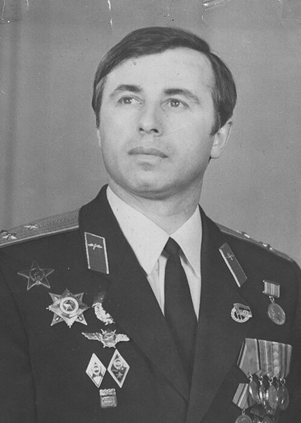 Военный летчик Суламбек Сусаркулович Осканов