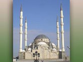 Чеченский ислам: поход на Россию отменяется. Мечеть в Грозном