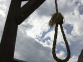 Лейбористы подарили Саакашвили виселицу на день рождения. 25913.jpeg Лейбористы подарили Саакашвили виселицу на день рождения. 25913.jpeg