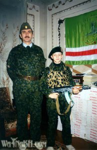Освобождение Кавказа. Место действия — Чечня. Джохар Дудаев с сыном