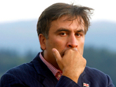 Саакашвили: Медведев слишком много думает обо мне. 