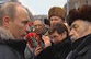 Путин  подарил  Саакашвили памятник