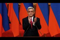 Армения играет на два фронта